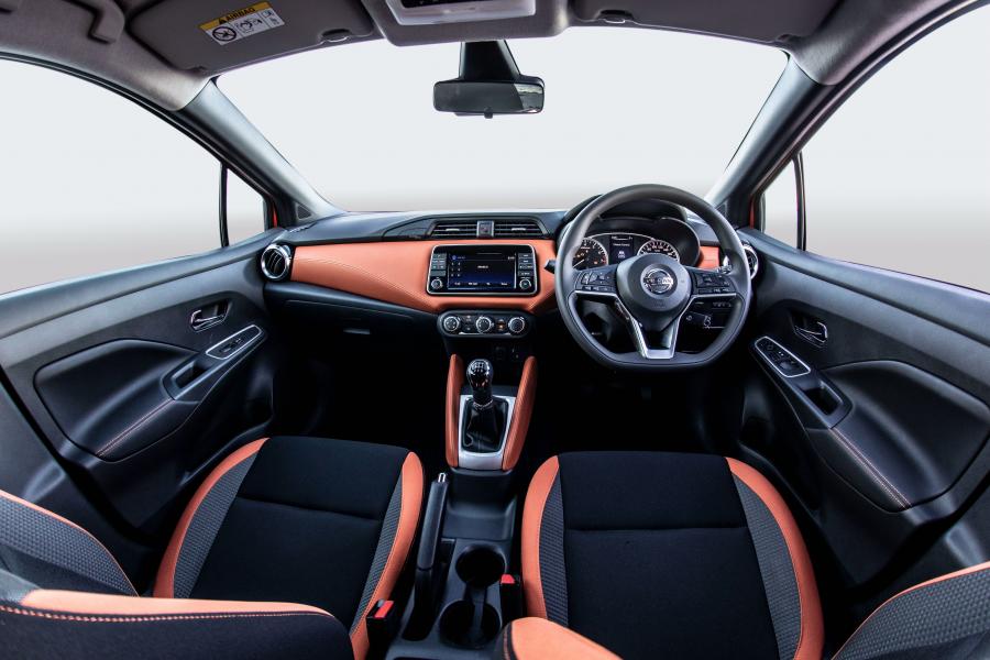 Торпедо Nissan Micra (K14) 2018 года  (ZA) (фото 3 из 40)